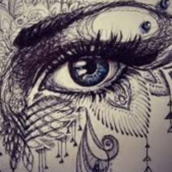 Profile Picture of Judy Lamki (@judelamki) on Poshmark