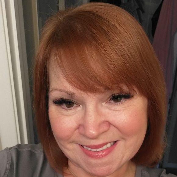 Profile Picture of Kim Ohls stephen (@kastephen07) on Poshmark