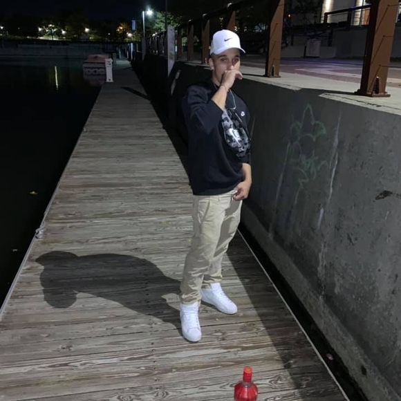 Profile Picture of Jacob Wilmer (@jaketor) on Poshmark