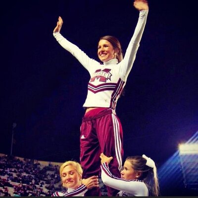 Profile Picture of Alena White (@alenawhite11) on Twitter