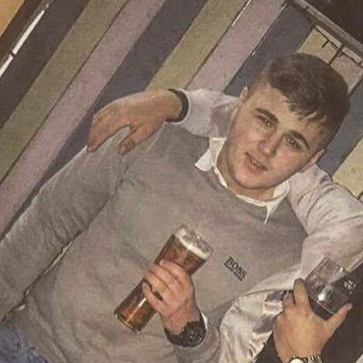 Profile Picture of James Barraclough (@JamesBarry98) on Twitter