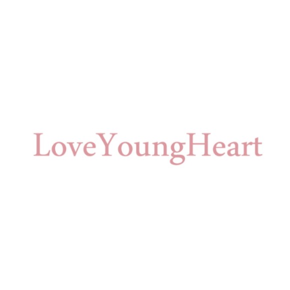 Profile Picture of Young Cho (@loveyoungheart) on Poshmark