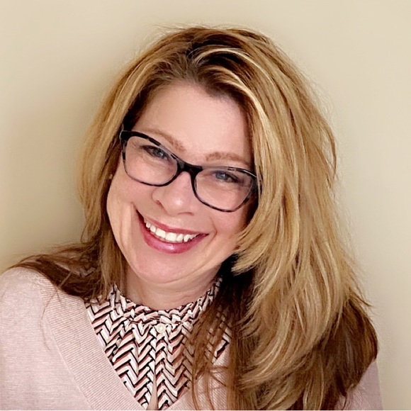 Profile Picture of Stacy Marks (@adamandstacy) on Poshmark