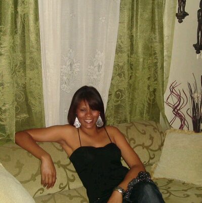 Profile Picture of Lucia Morillo (@lucia_morillo25) on Twitter