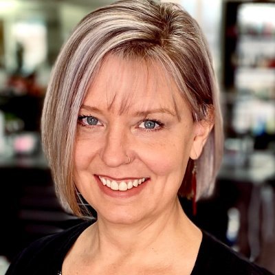 Profile Picture of Michelle Rogers (@shellebo29) on Twitter