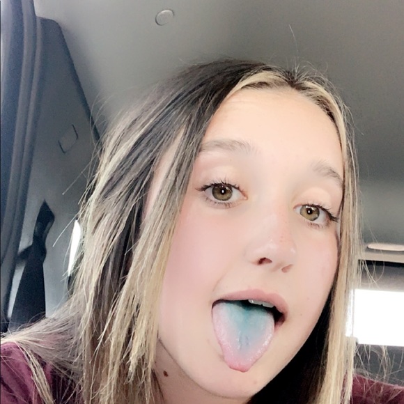 Profile Picture of Madison Mcmurtrey (@madisonjo06) on Poshmark