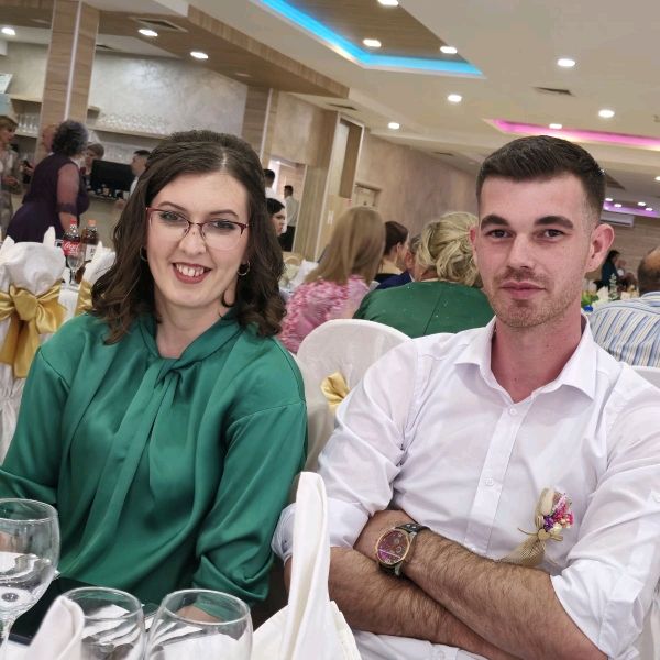 Profile Picture of Amela (@amelakikic) on Tiktok