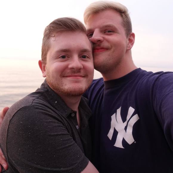 Profile Picture of Sean Monroe (@sm59) on Poshmark