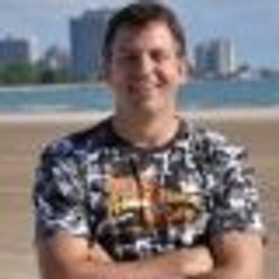 Profile Picture of Joseph Ozimek (@jozchicago) on Twitter