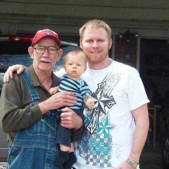 Profile Picture of Michael Bolter (@klouse32) on Poshmark