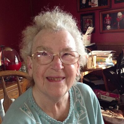 Profile Picture of Beverly Swanson (@BeddyByBevy) on Twitter