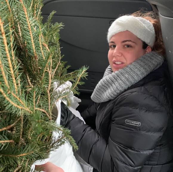 Lexie Fleischmann - Poshmark Profile Picture of Lexie Fleischmann (@lexiefleisch) on Poshmark