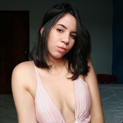 Profile Picture of Daniela Botelho (@Daniela90652557) on Twitter