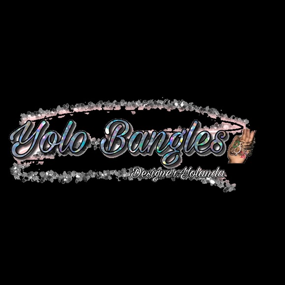 Profile Picture of Yolanda Hazelton (@yolobangles) on Poshmark