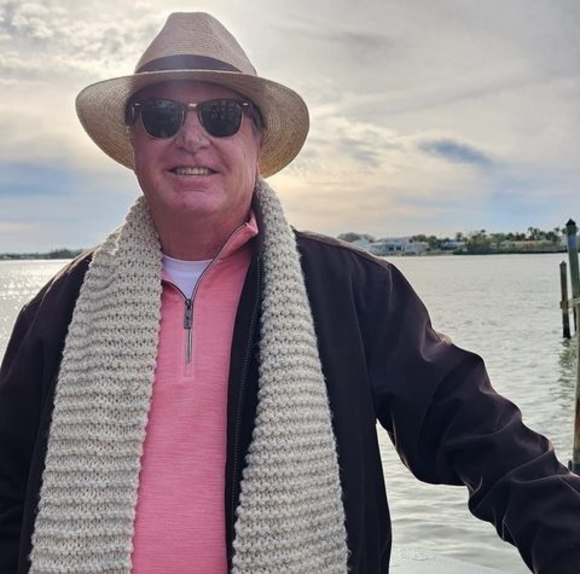 Profile Picture of Paul Burns (@paulb5556) on Poshmark