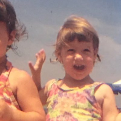 Profile Picture of Vicki (@vicki_new97) on Twitter