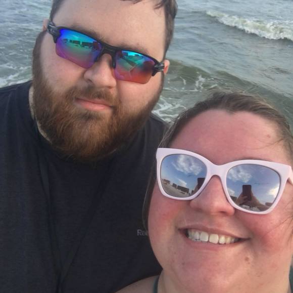 Shelby Lester - Poshmark Profile Picture of Shelby Lester (@soonergirl17) on Poshmark