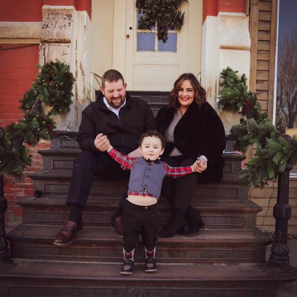 Profile Picture of Josh Athay (@athayboy) on Poshmark