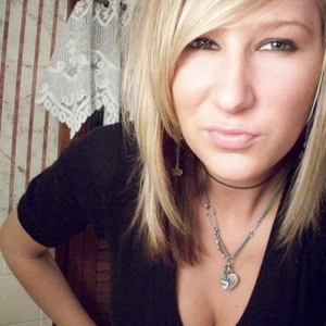 Profile Picture of Rachel Bocco (@popstar) on Myspace