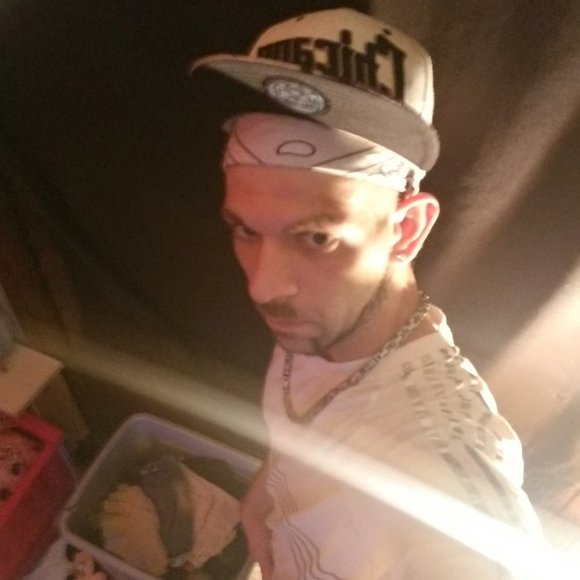 Profile Picture of Shifty Craker (@dosed46) on Poshmark