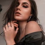 Nicole Sztaba🌹 - Instagram Profile Picture of Nicole Sztaba🌹 (@nikkimakeupx_) on Instagram