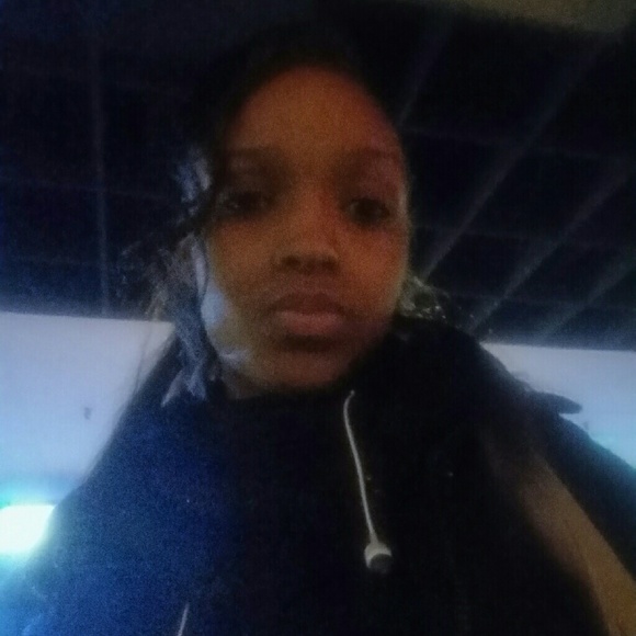 Profile Picture of Key Key (@keykeysosweet) on Poshmark