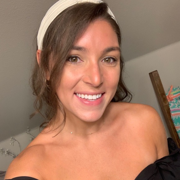Profile Picture of Katherine Rosko (@katherinerosko) on Poshmark
