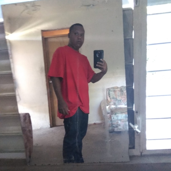 Profile Picture of Joselito Corchado (@josecorchado140) on Poshmark