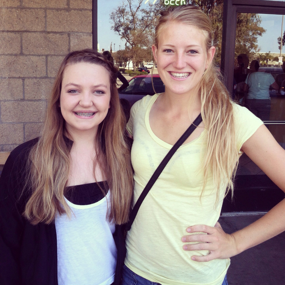 Lizzie Bentler - Poshmark Profile Picture of Lizzie Bentler (@lizziebentler) on Poshmark