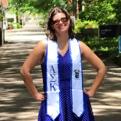 Profile Picture of Caroline Norman (@HappyPerson24) on Twitter