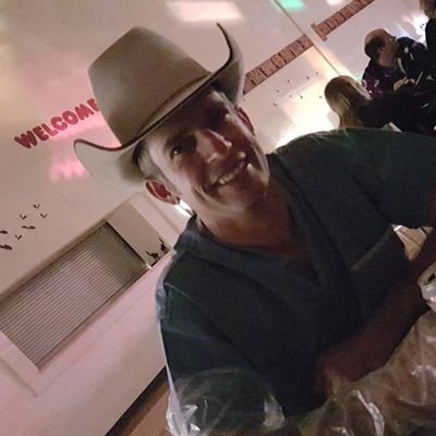 Profile Picture of Brad Howe (@2riversranch) on Twitter