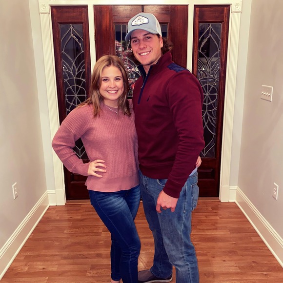 Profile Picture of Alec Mahler (@alecmahler7777) on Poshmark