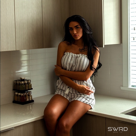 Profile Picture of Jessica Ralph (@jessicadalelynn) on Poshmark