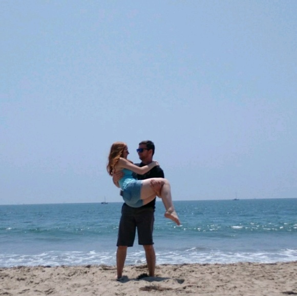 Profile Picture of Ashley Bradstreet (@ashleykb0826) on Poshmark