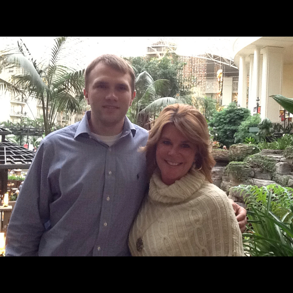 Profile Picture of Jenn Rowland (@jennrowland) on Poshmark