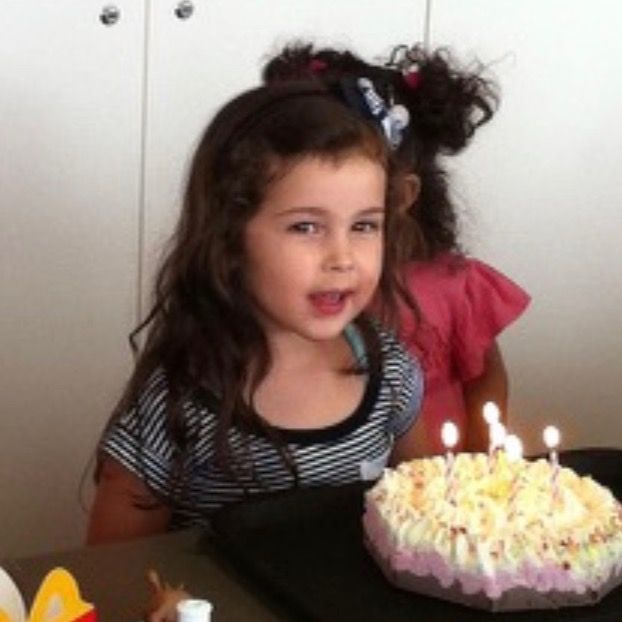 Profile Picture of krystal (@krystalmihalopoulos) on Tiktok