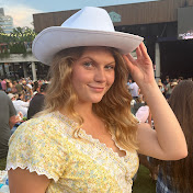 Profile Picture of Caroline Boyd (@carolineboyd21) on Youtube