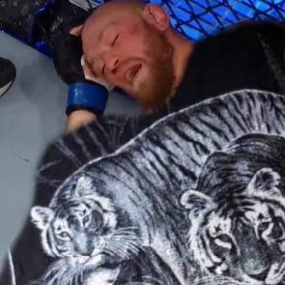 Profile Picture of Gregory Fields (@gregoryflds) on Poshmark