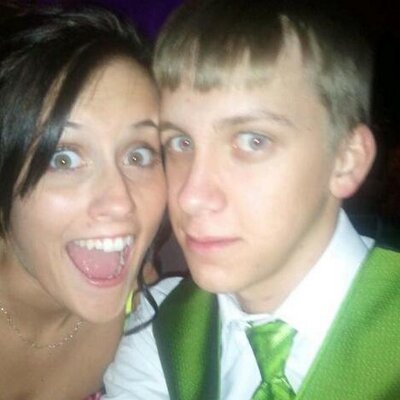 Profile Picture of Alecia Bowser (@@leesha7sue) on Twitter