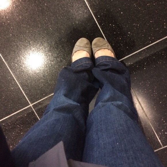 Profile Picture of Brianna Tabares (@bmolina37) on Poshmark