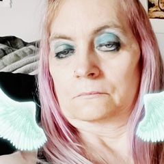 Profile Picture of shellybrayton (@shellybrayton) on Tiktok