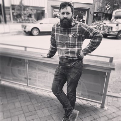 Profile Picture of Arthur DeCamp (@TheDeCampion) on Twitter