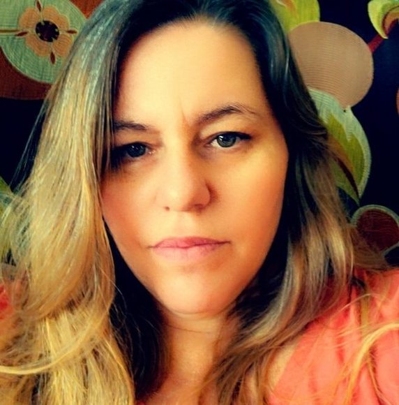 Profile Picture of Miranda Burditt (@mirandaburditt) on Poshmark