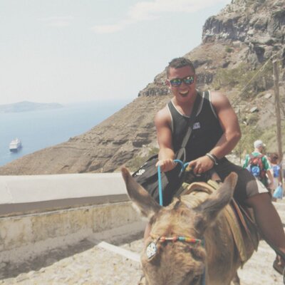 Profile Picture of Chris Samaniego (@tinychristopher) on Twitter
