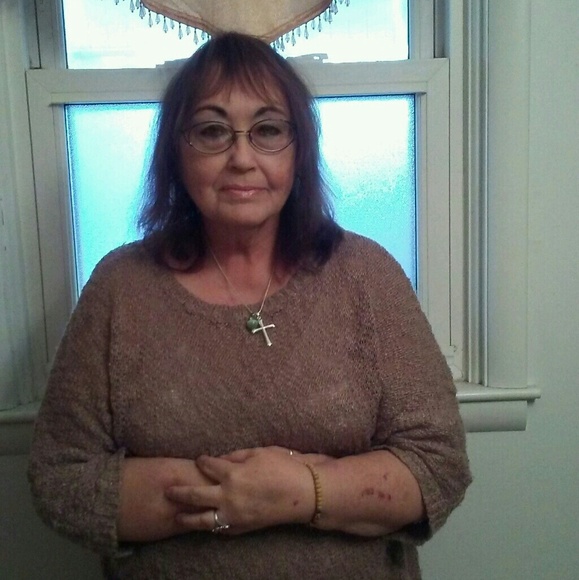 Profile Picture of Verna Moore (@ladyyorky) on Poshmark
