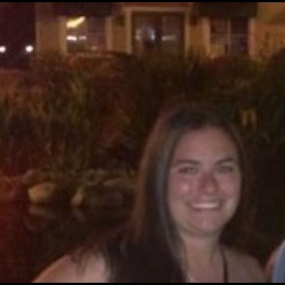 Profile Picture of Kaitlyn Corica (@ktlynn27) on Poshmark