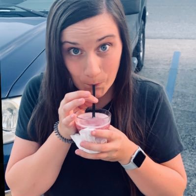 Profile Picture of Kirsten Hackett (@kayy_paige254) on Twitter