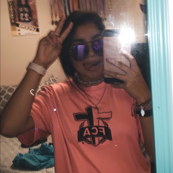 Profile Picture of Lucero Reyna (@lucero_reyna) on Poshmark