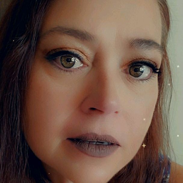 Profile Picture of JoJo Hummingbird (@joleenjudd) on Tiktok
