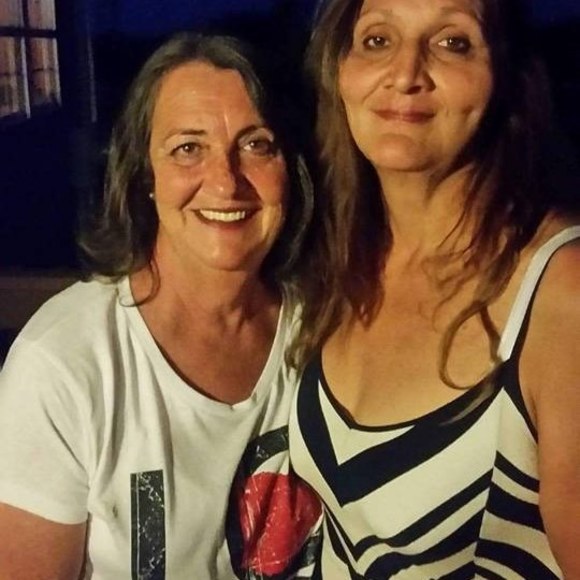 Profile Picture of Pamela Hinton (@pamelahinton267) on Poshmark